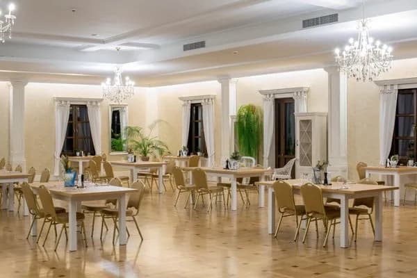 Ciechanowiec gdzie zjeść - najlepsze miejsca na smaczny posiłek