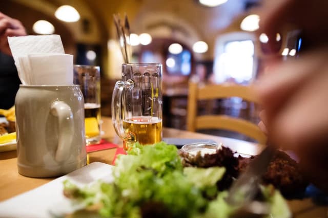 Gdzie zjeść w Szklarskiej Porębie? Najlepsze miejsca na posiłek